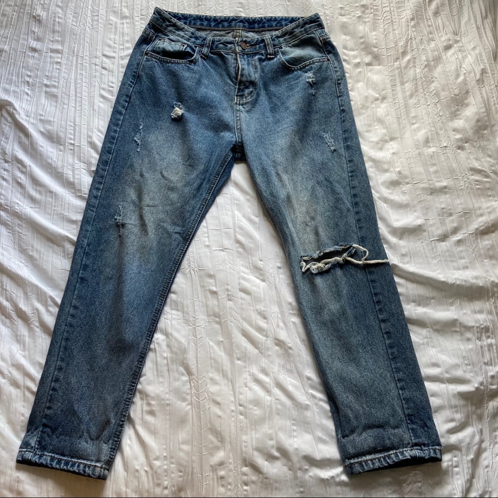 Distressed Ripped Mom Jeans